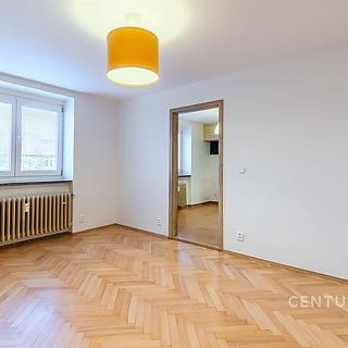 Pronájem bytu 1+1 28 m² Kladno, Sevastopolská