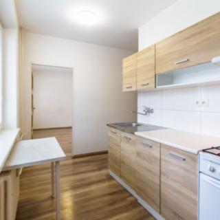 Pronájem bytu 2+1 39 m² Kladno