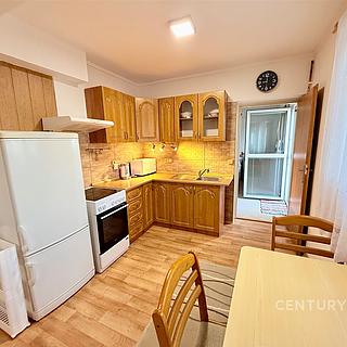 Pronájem bytu 2+kk 57 m² Bukovany