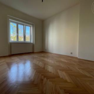 Pronájem bytu 1+kk, garsoniery 32 m² Praha