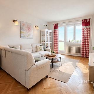 Pronájem bytu 2+1 55 m² Hodonín, Cihlářská čtvrť