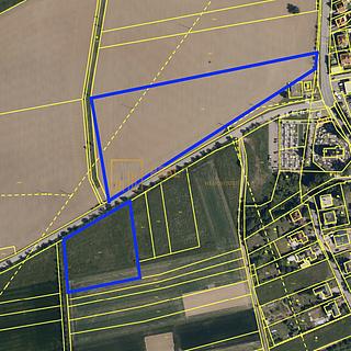 Prodej komerčního pozemku 28 935 m² Tečovice