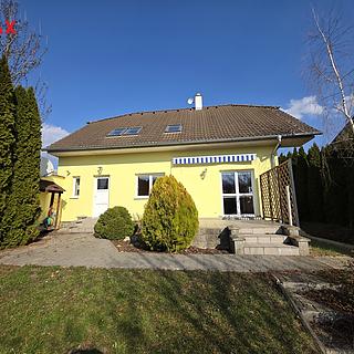 Prodej rodinného domu 169 m&sup2; Topolany