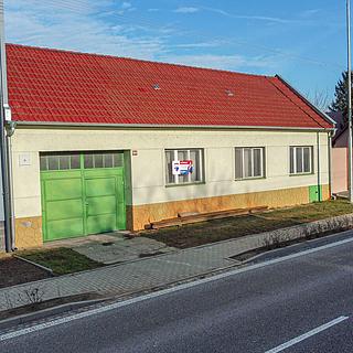 Prodej rodinného domu 209 m&sup2; Vracov