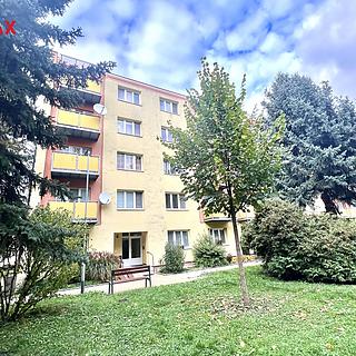 Prodej bytu 4+1 72 m² Kyjov, Sídliště Zahradní
