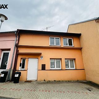 Pronájem rodinného domu 88 m² Brno Obřany, Kmochova
