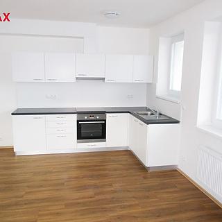 Pronájem bytu 2+kk 52 m² Slavkov u Brna, Zelnice II.