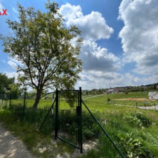 Prodej stavební parcely 2 168 m² Olšany