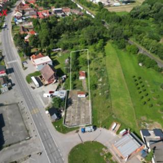 Prodej komerčního pozemku 1 844 m² Babice