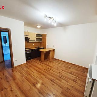 Pronájem bytu 2+kk 45 m² Slavkov u Brna