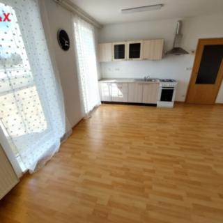 Prodej bytu 1+kk, garsoniery 39 m² Rousínov