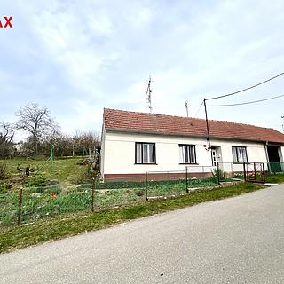 Prodej rodinného domu 85 m&sup2; Strážovice