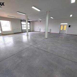 Pronájem obchodu 200 m&sup2; Slavkov u Brna