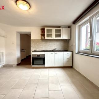 Pronájem bytu 2+1 58 m² Slavkov u Brna, Slovanská