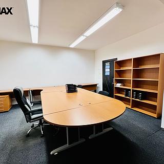 Pronájem kanceláře 72 m² Kyjov, Masarykovo náměstí