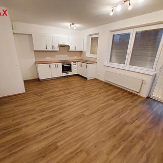 Pronájem bytu 2+kk 52 m&sup2; Slavkov u Brna