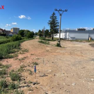 Prodej komerčního pozemku 476 m² Židlochovice