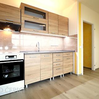 Pronájem bytu 1+kk, garsoniery 33 m² Brno