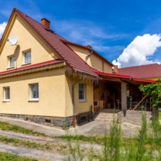 Prodej rodinného domu 477 m² Bystřice Semovice