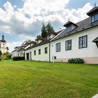 Prodej rodinného domu 387 m² Horní Stropnice