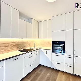 Pronájem bytu 2+kk, 66m²