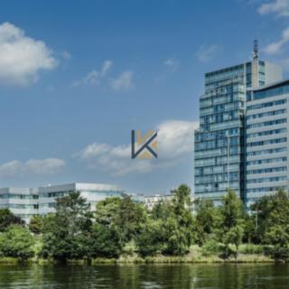 Pronájem kanceláře 478 m² Praha