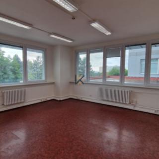 Pronájem obchodu 450 m² Praha Chodov, Roztylská