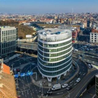 Pronájem kanceláře 387 m² Praha Smíchov, Plzeňská
