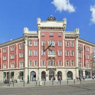 Pronájem kanceláře 2 375 m² Praha Nové Město, náměstí Republiky