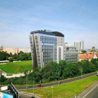Pronájem kanceláře 268 m² Praha Michle, Vyskočilova