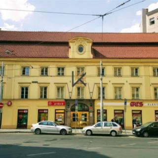 Pronájem kanceláře 424 m² Praha