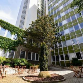 Pronájem kanceláře 321 m² Praha Braník, Zelený pruh