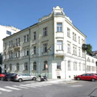 Pronájem obchodu 650 m² Praha Vinohrady, Chrudimská