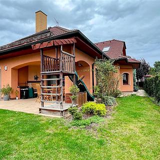 Prodej rodinného domu 388 m² Praha Horní Počernice, Krahulčí