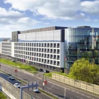 Pronájem kanceláře 902 m² Praha