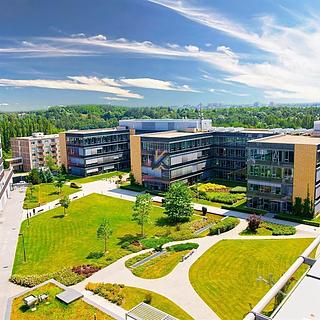 Pronájem kanceláře 454 m&sup2; Praha