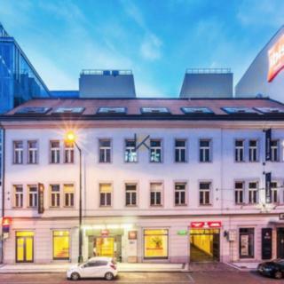 Pronájem obchodu 1 499 m² Praha Nové Město, Na Poříčí