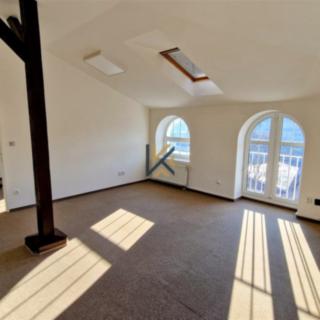 Pronájem kanceláře 51 m² Praha Smíchov, Nádražní