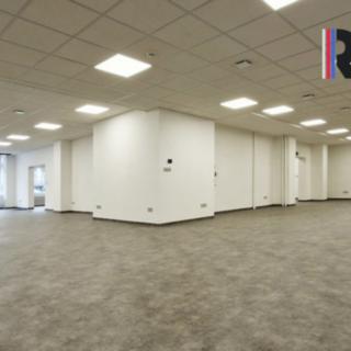 Pronájem obchodu 314 m² Zlín, Kvítková