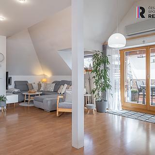 Prodej bytu 4+kk 180 m&sup2; Luhačovice