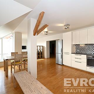 Pronájem bytu 2+kk 105 m&sup2; Praha