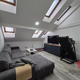 Pronájem bytu 5+1 a více 85 m² Praha, Sinkulova