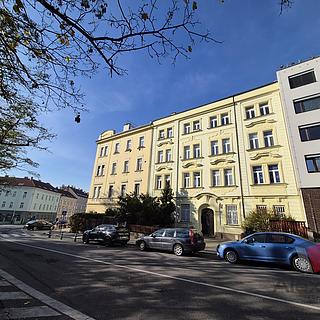 Pronájem bytu 5+1 a více 141 m² Praha