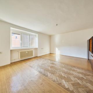 Prodej bytu 2+1 69 m² Trutnov Střední Předměstí, Jiráskovo náměstí