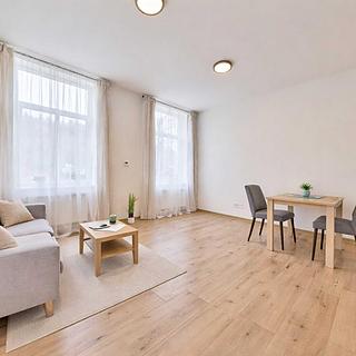 Prodej bytu 2+kk 45 m² Trutnov Horní Staré Město, Horská