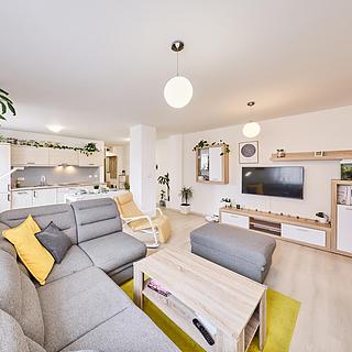 Prodej bytu 3+kk 82 m² Trutnov Poříčí, Sokolská