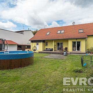 Prodej rodinného domu, 213m&sup2;