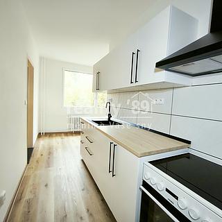 Pronájem bytu 2+1 60 m² Ústí nad Labem