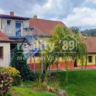 Prodej rodinného domu 227 m² Dřínov