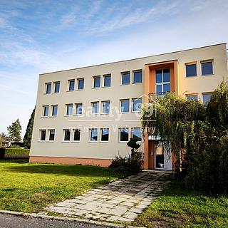 Pronájem bytu 3+kk 58 m² Kostelec nad Labem